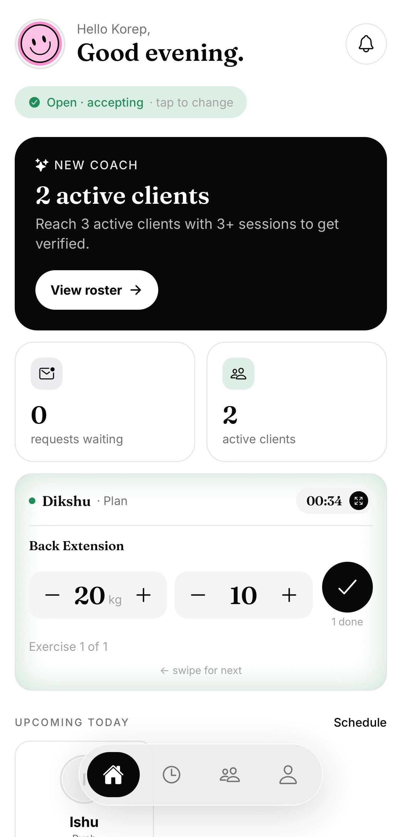 Live session logger — working sets for Bench Press with plus/minus weight steppers and a rest timer.